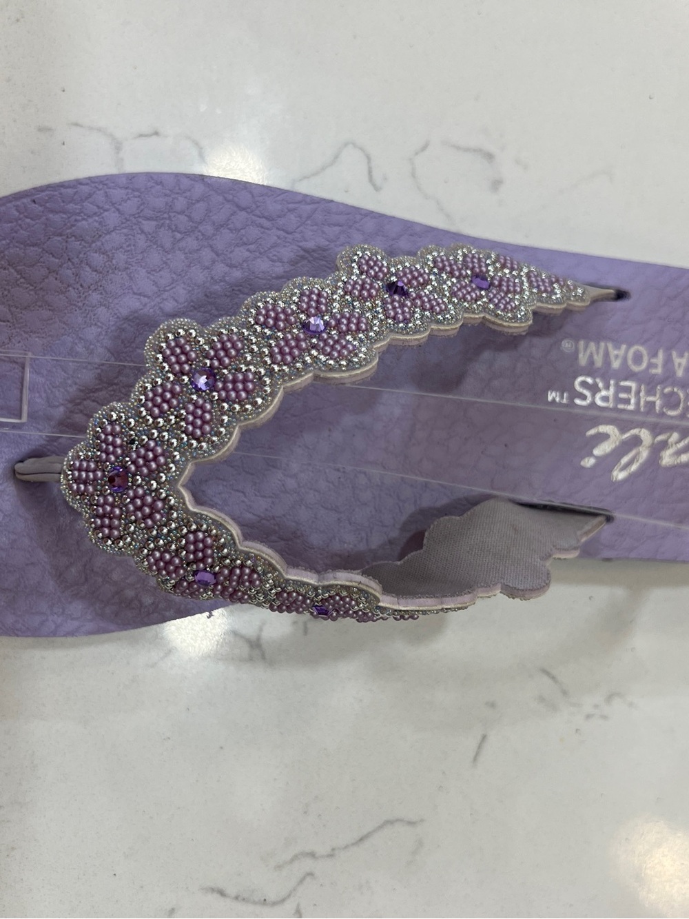 Skechers Cali Women 8.5 Violet Bejeweled Wedge Flip Flop Sandal yoga Foam sole - Picture 11 of 13